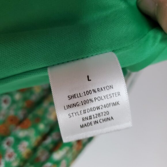 Mi Ami Size L Green Floral Wrap Dress Lined Flirty Flouncy Fabric Flutter Sleeve - Picture 6 of 13